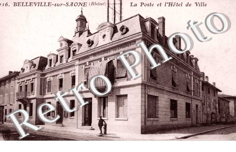 la Poste et l'Hotel de Ville