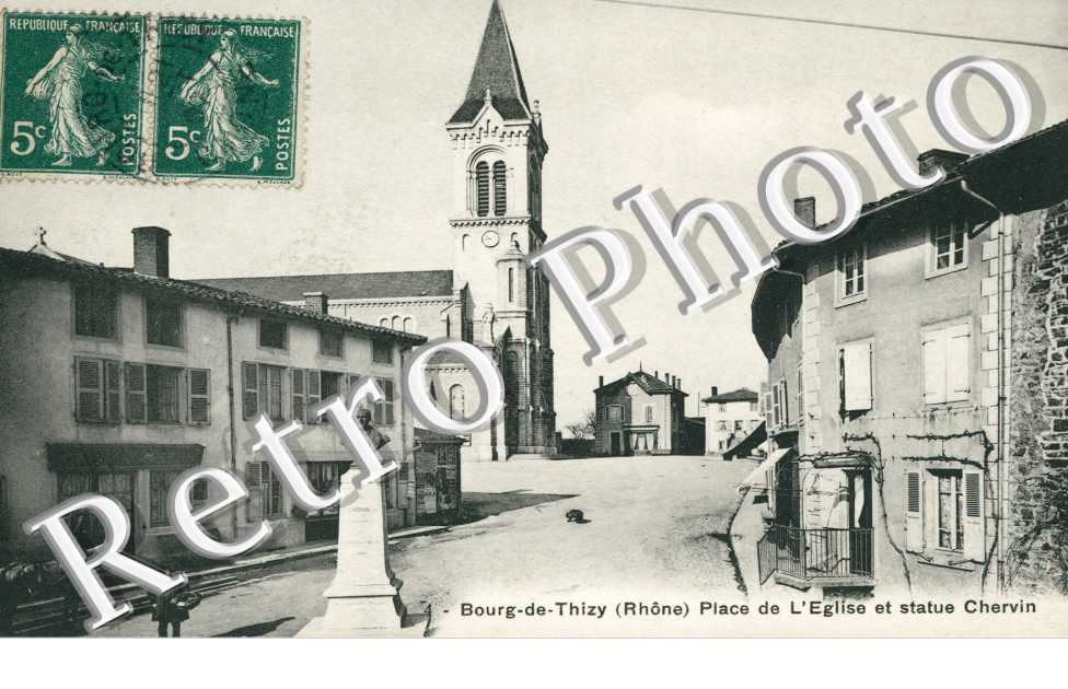 Place de l'Eglise et Statue Chervin