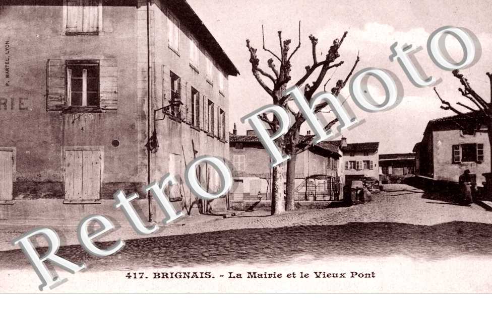 La Mairie et le vieux Pont