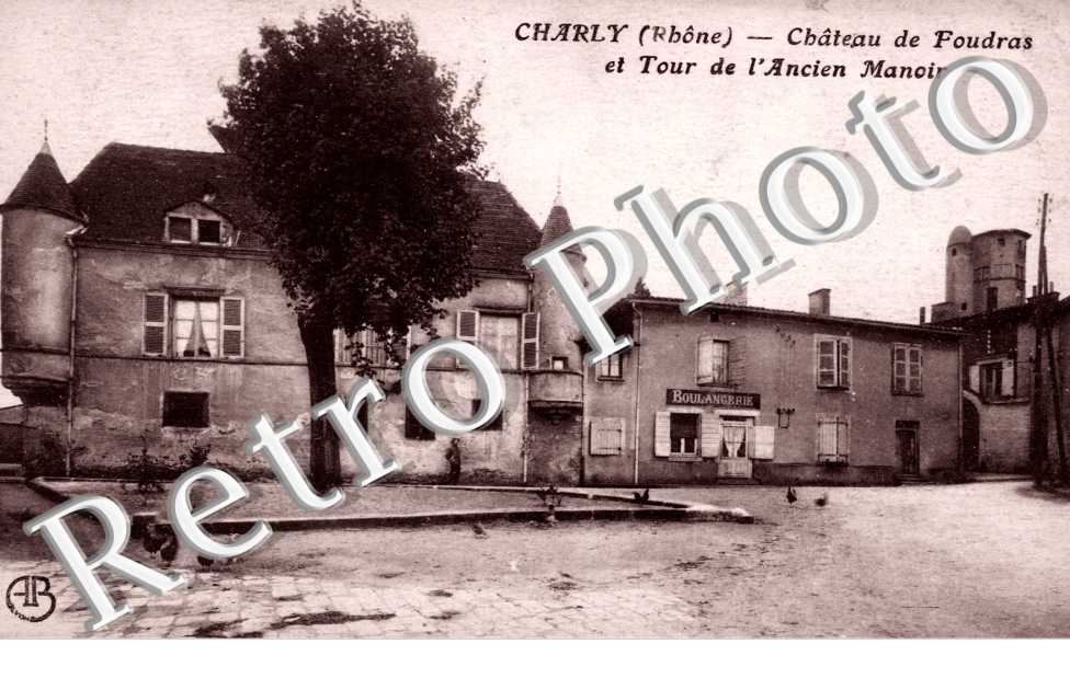 Chateau de Foudras et Tour de l'Ancien Manoir