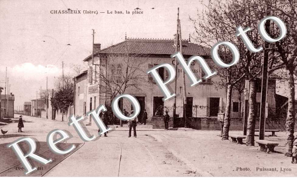 le Bas, la Place