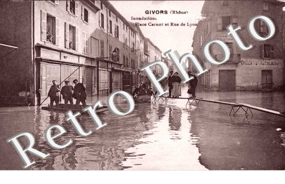 Inondations, Place Carnot et Rue de Lyon