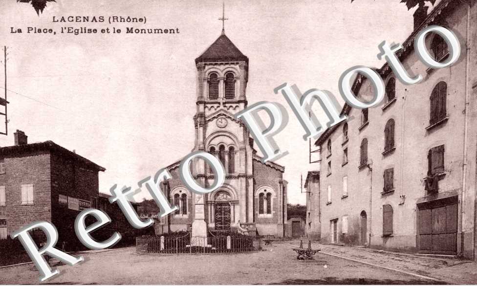 la Place, l'Eglise et le Monument