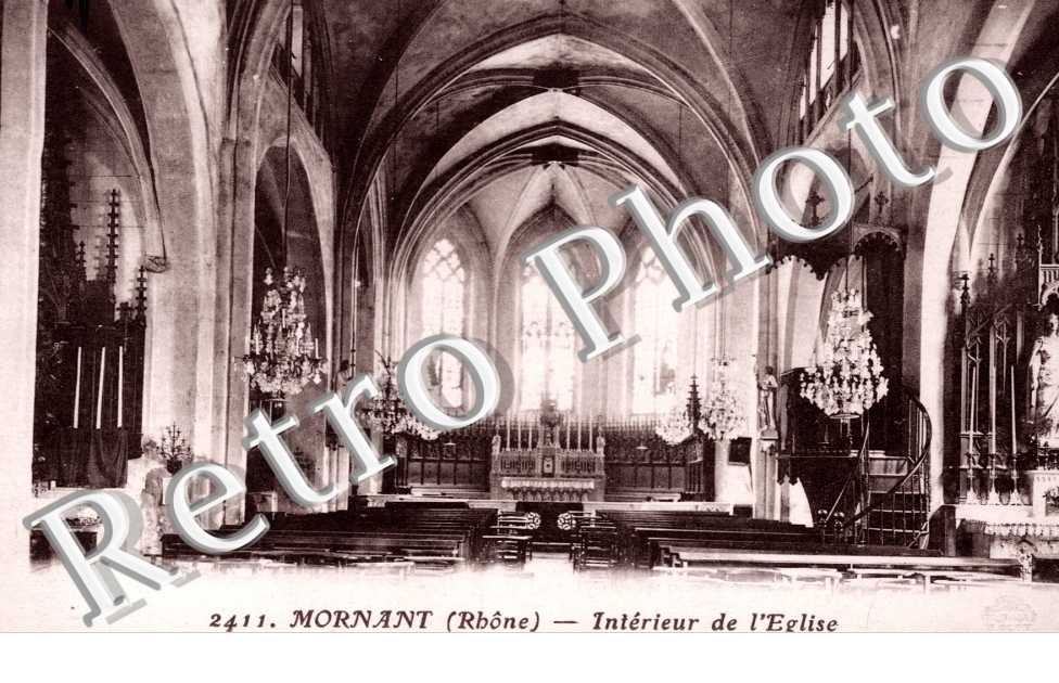 Interieur de l'eglise