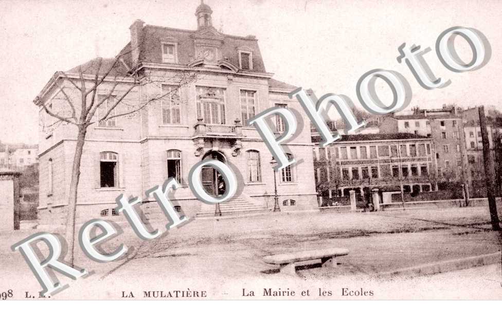 la mairie et les ecoles