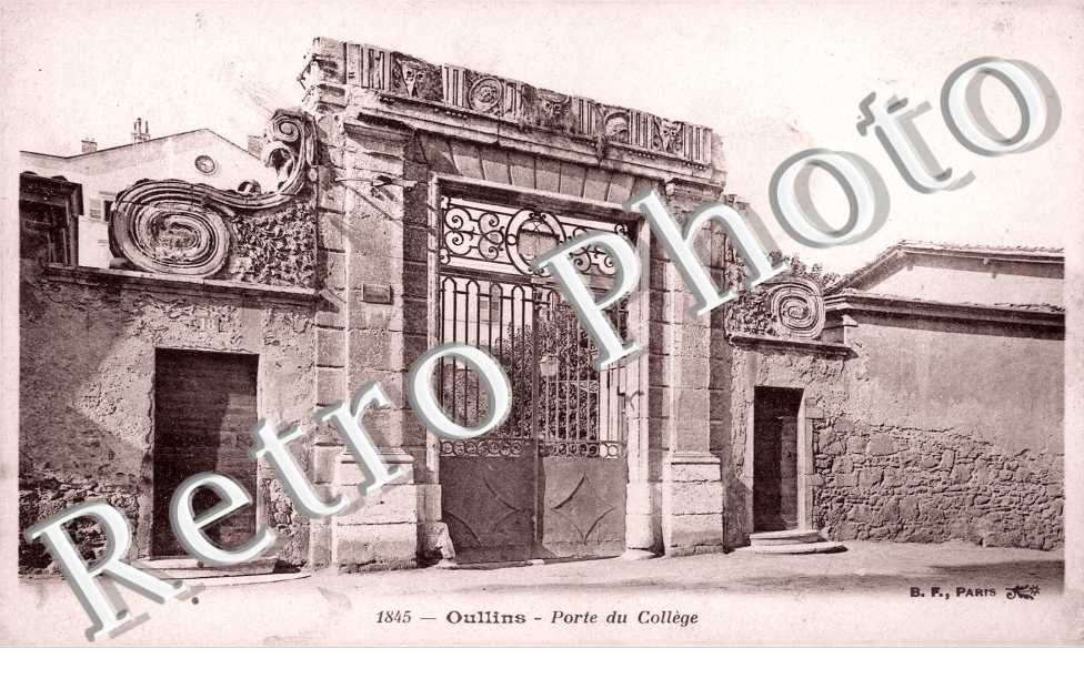 Porte du College