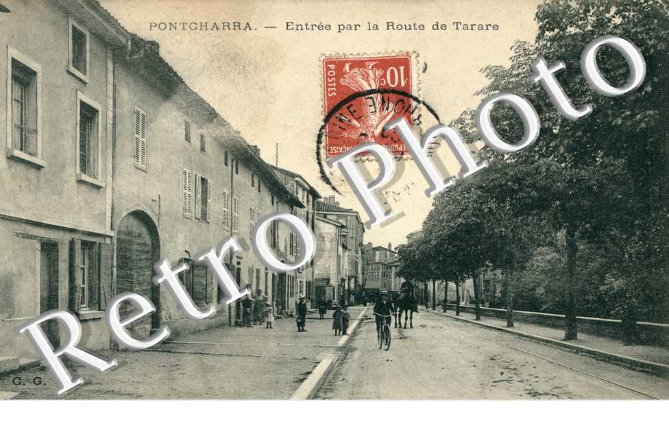 entree par la route de Tarare