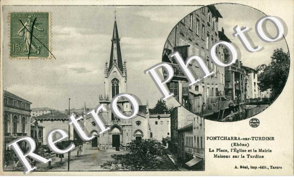 Eglise, Mairie et Place, Maisons sur la Turdine