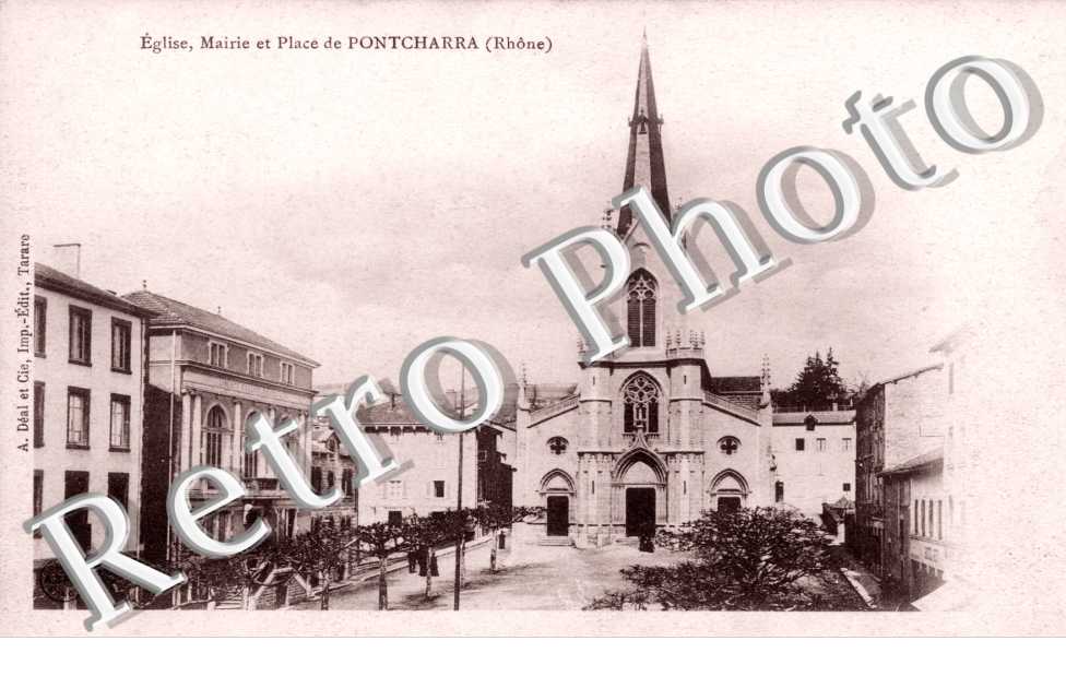 Eglise, Mairie et Place