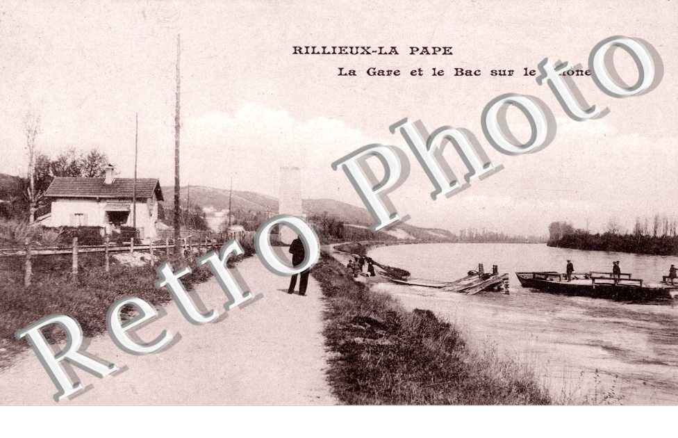la Gare et le Bac sur le Rhone