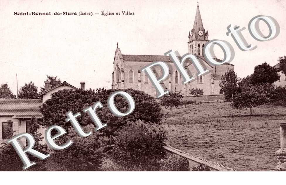 Eglise et villas