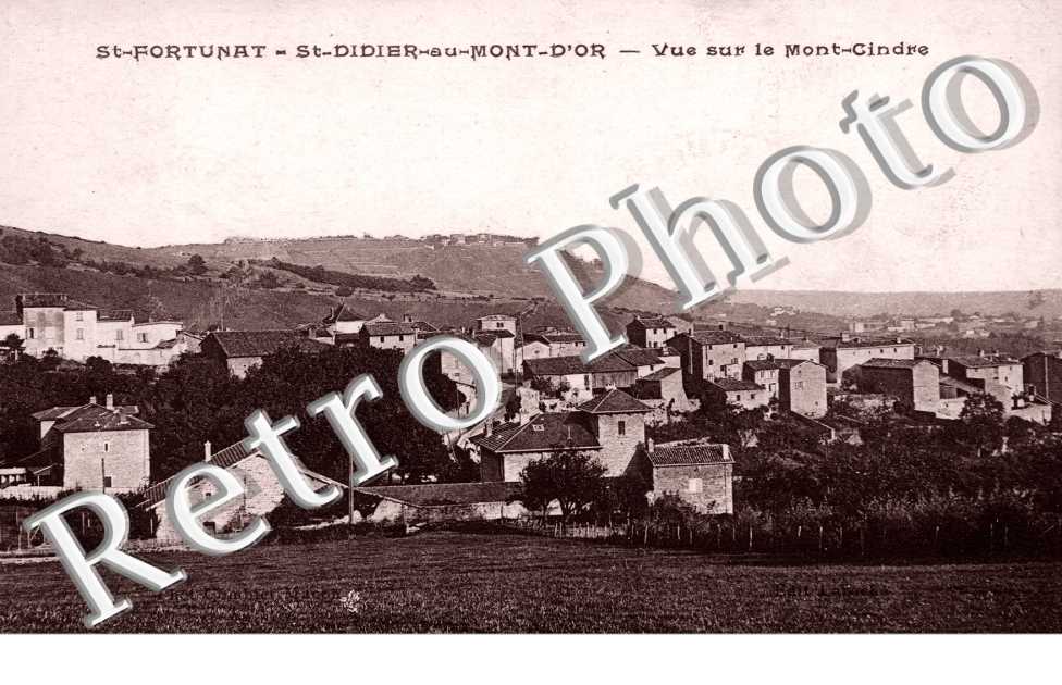 Vue sur le Mont-Cindre, Saint-Fortunat