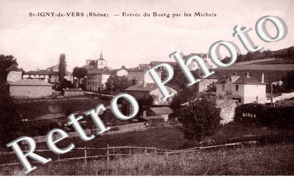Entree du Bourg par les Michels