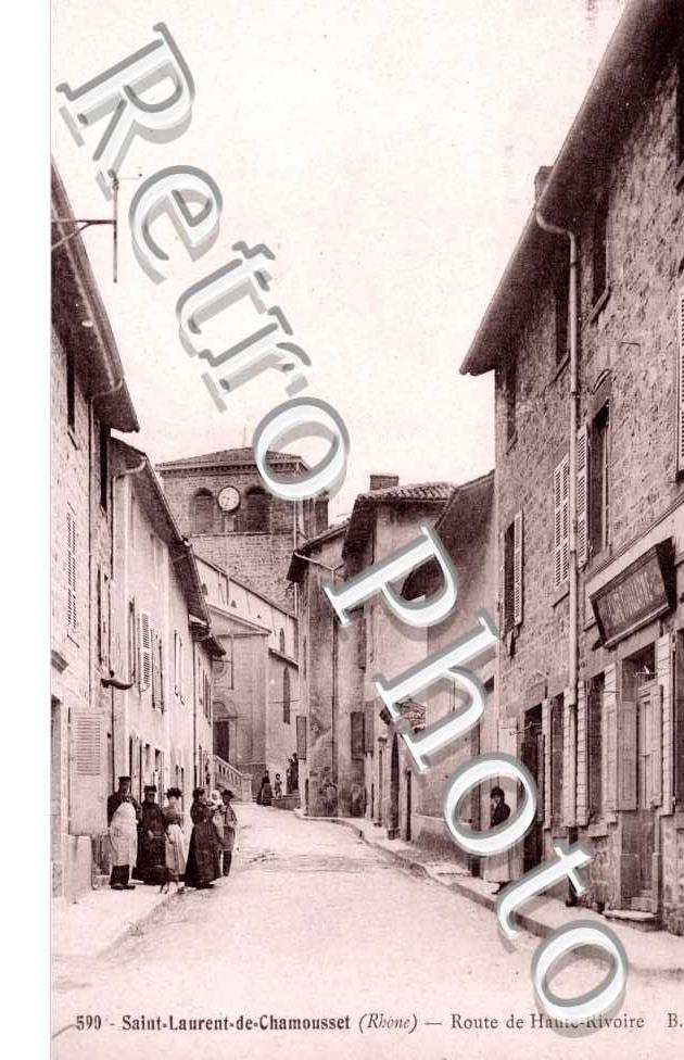 Rue de haute-Rivoire