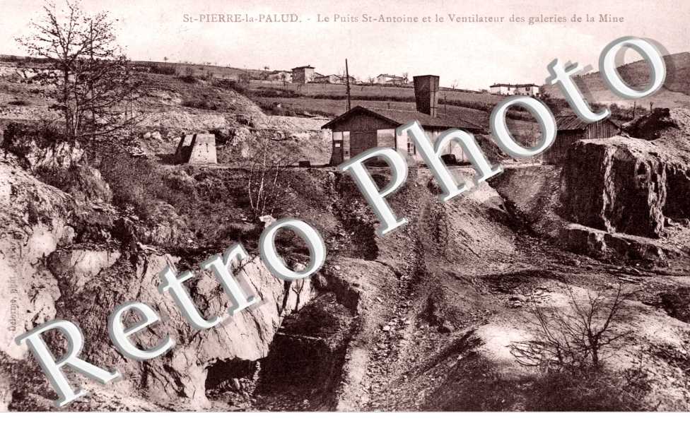 le Puit Saint-Antoine et le Ventilateur des Galeries de la Mine