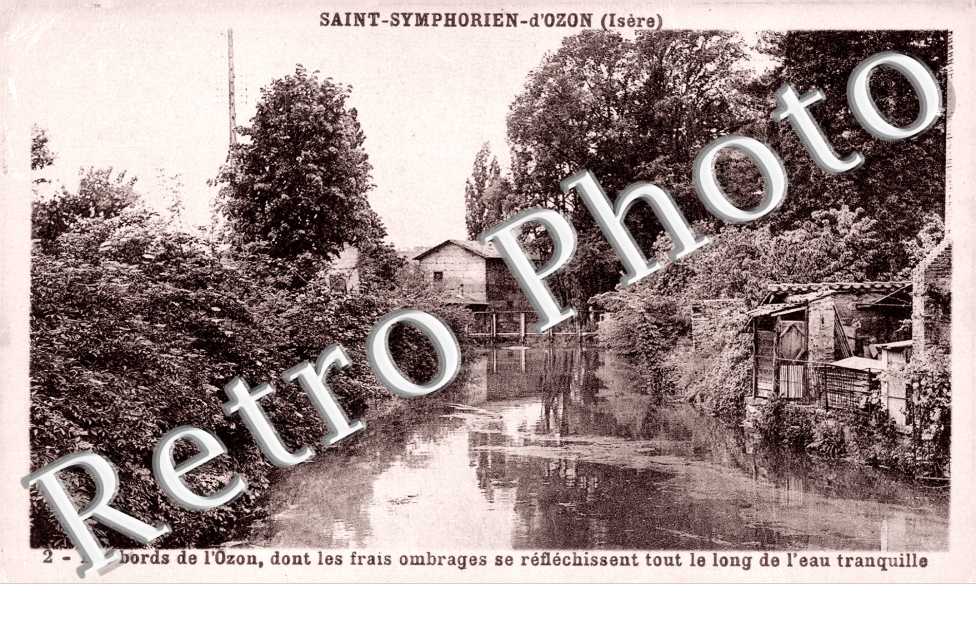 Les bords de l'Ozon, dont les frais ombrages se reflechissent tout le long de l'eau