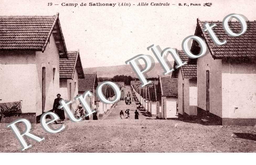 Camp - allee centrale