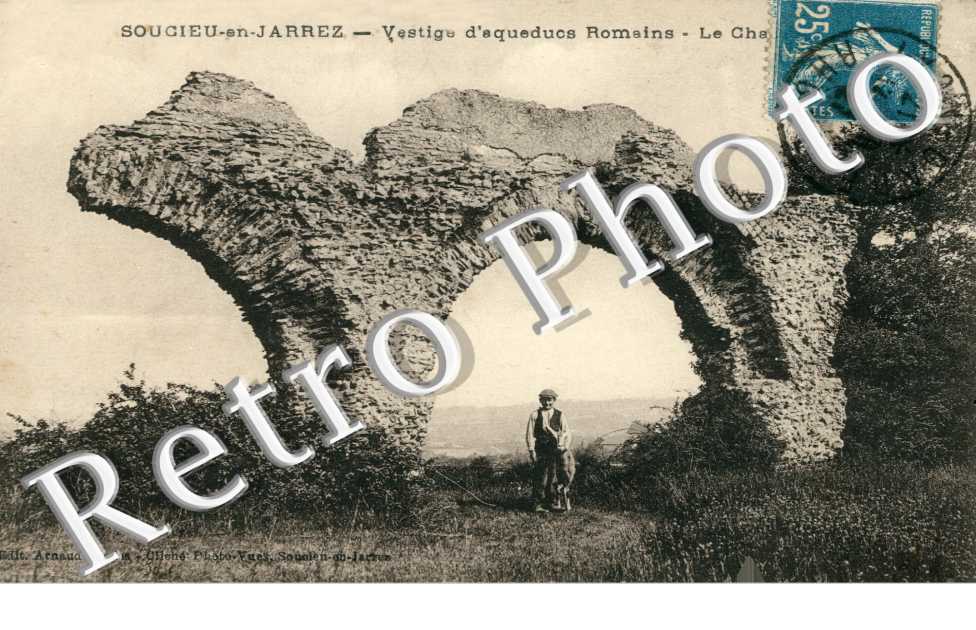 Soucieu-en-Jarrez. Vestige d'aqueducs Romains