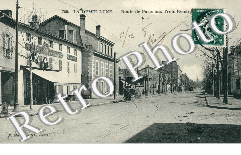 Route de Paris aux Trois Renards