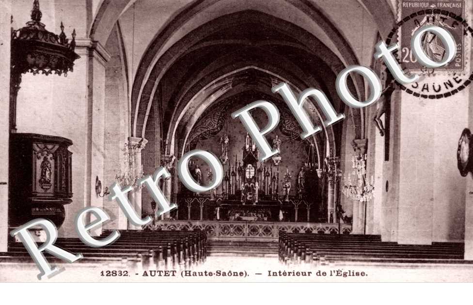 Interieur de l'eglise