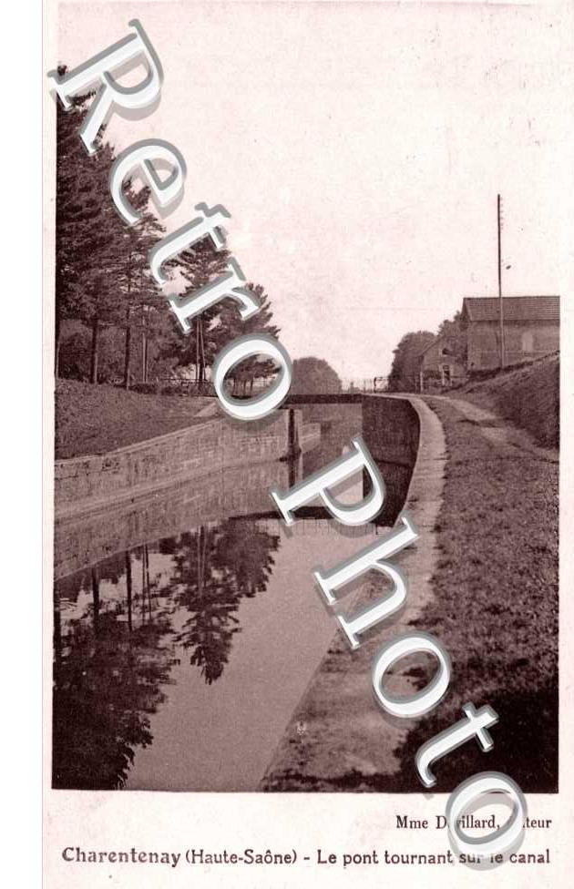 le pont tournant sur le canal