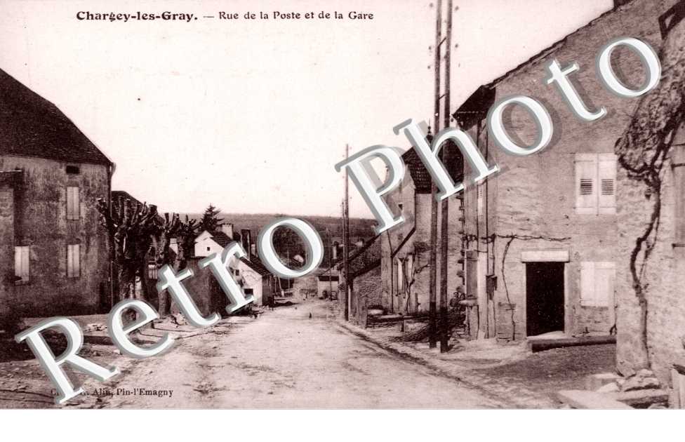 Rue de la poste et de la gare