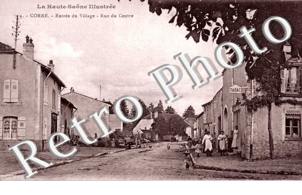 entree du village, rue du Centre