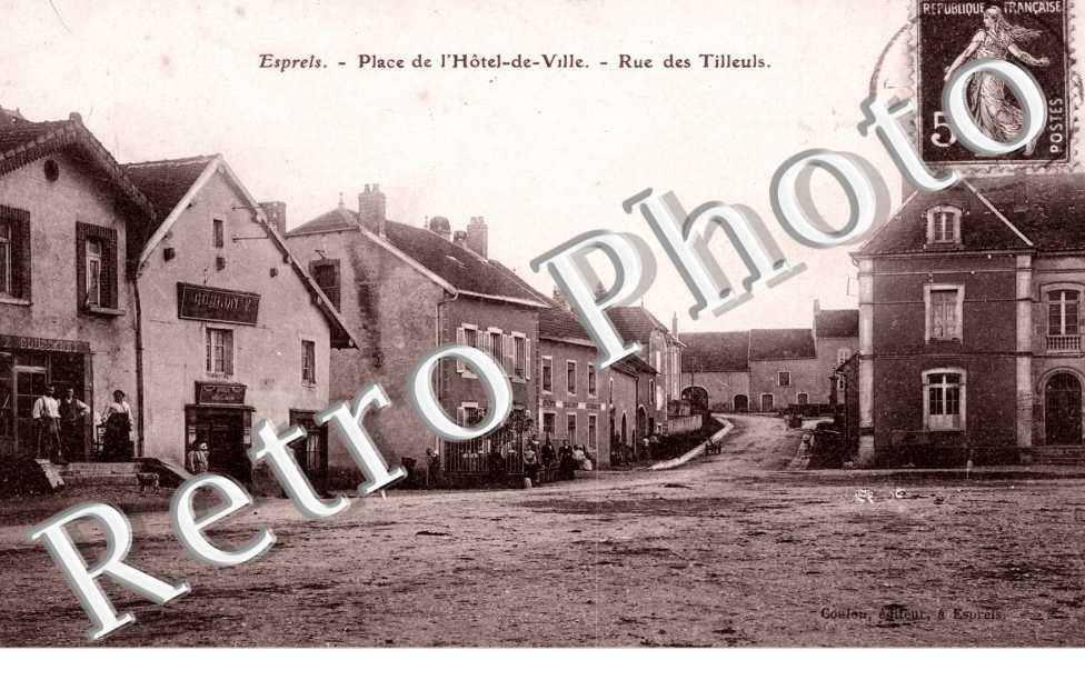 place de l'hotel de ville, rue des Tilleuls