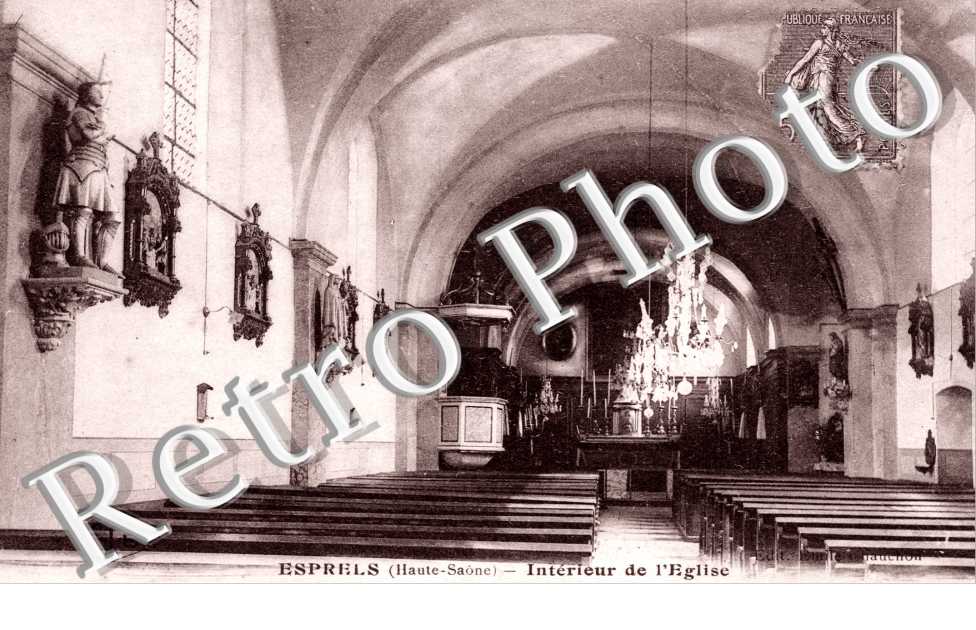 interieur de l'eglise