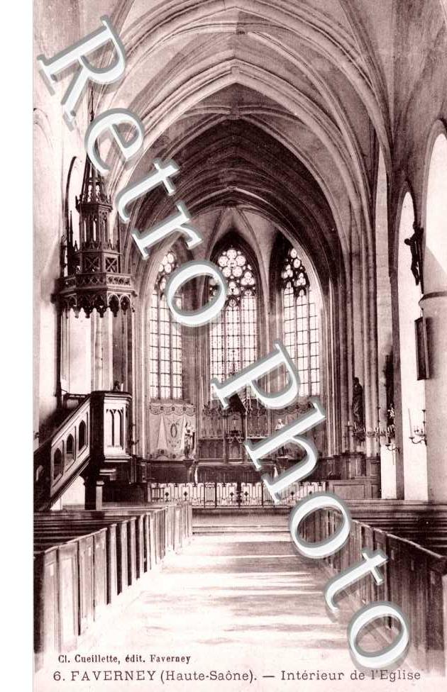 Interieur de l'Eglise