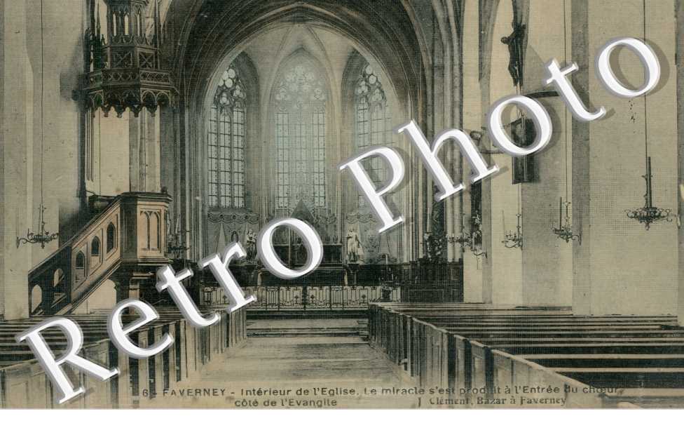 Interieur de l'Eglise