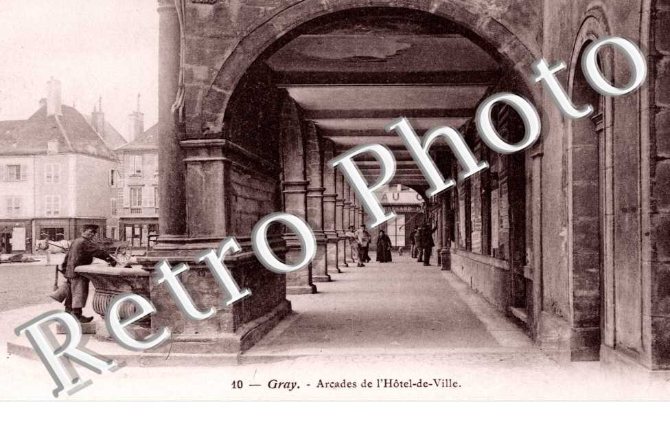 Les Arcades de l'Hotel de Ville