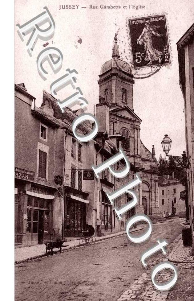 Rue Gambetta et l'eglise