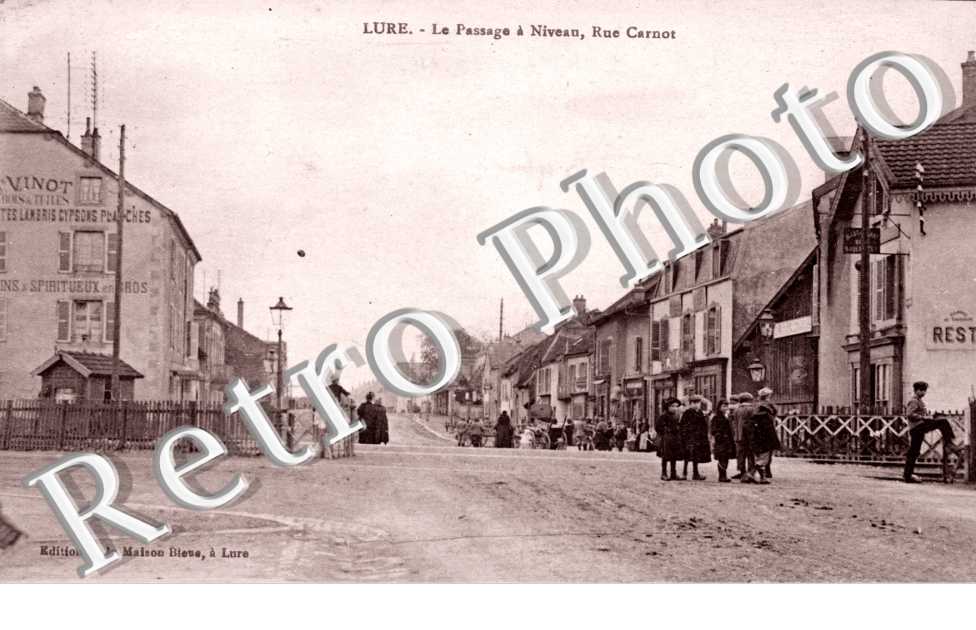 le passage a niveau , rue Carnot