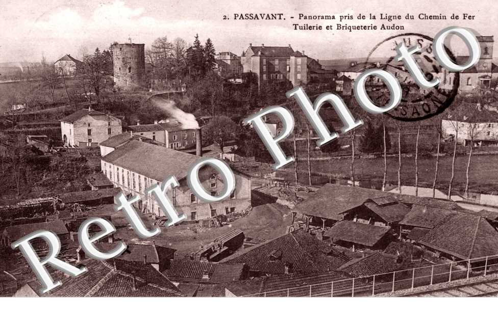panorama pris de la ligne de chemin de fer, tuilerie et briqueterie Audon