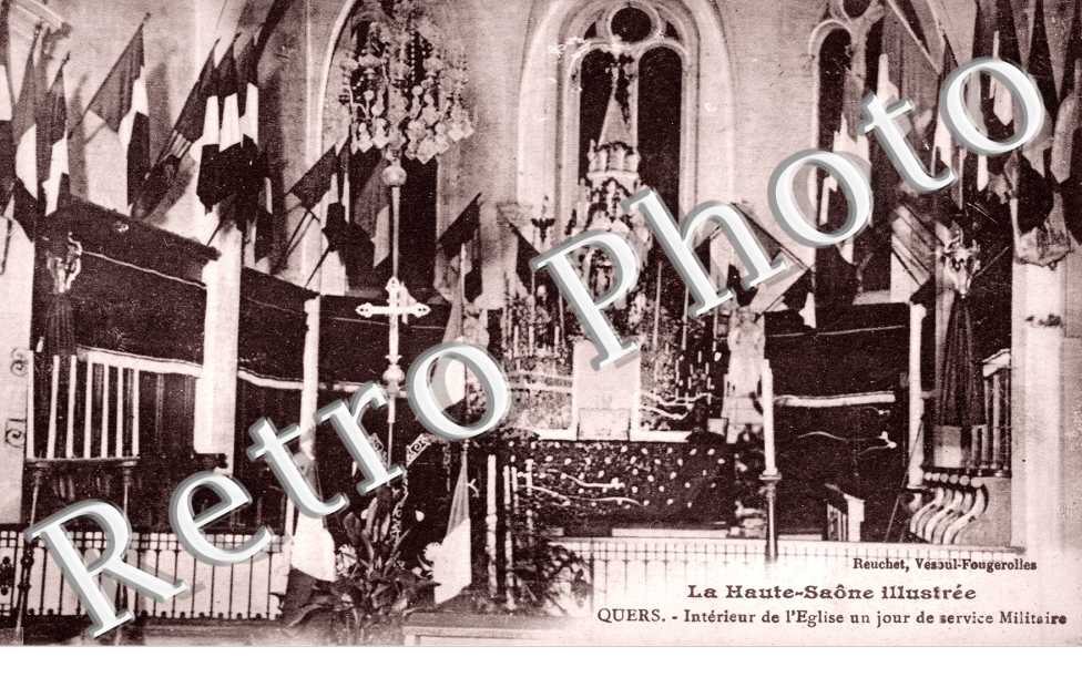 Interieur de l'Eglise un jour de service Militaire