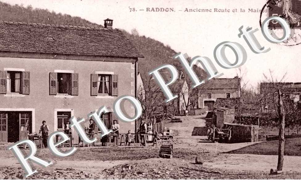 anciennes route et la maison