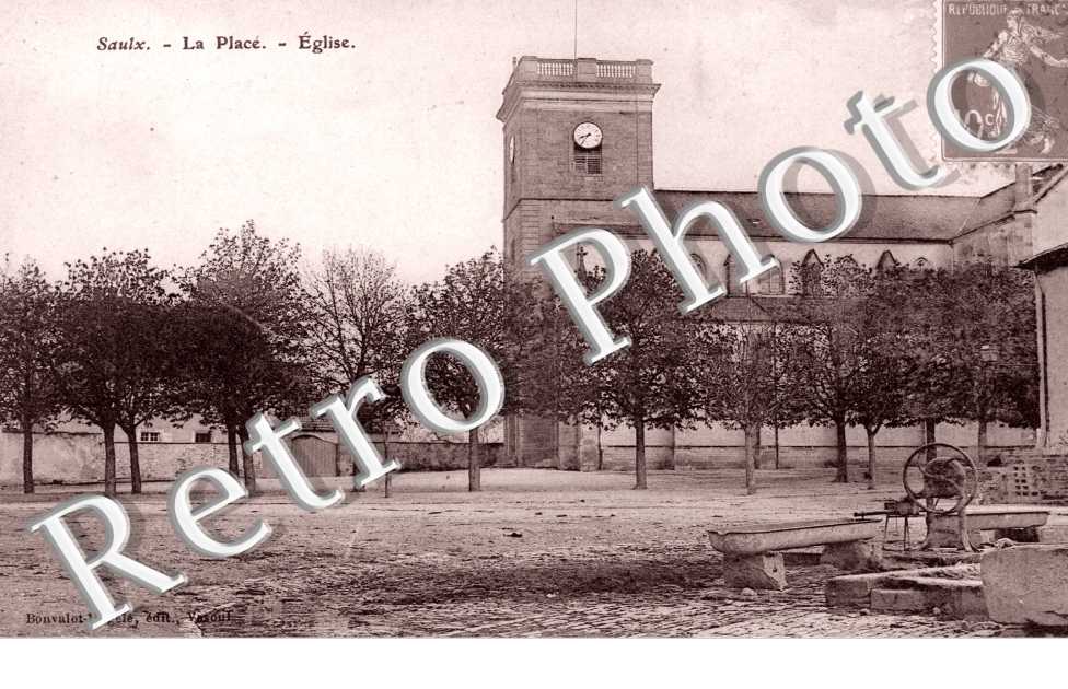 La place et eglise