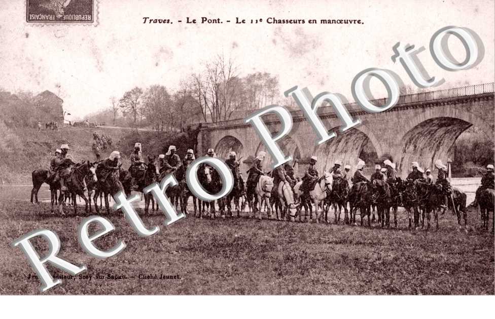 Le 11e chasseurs en manoeuvre - militaires