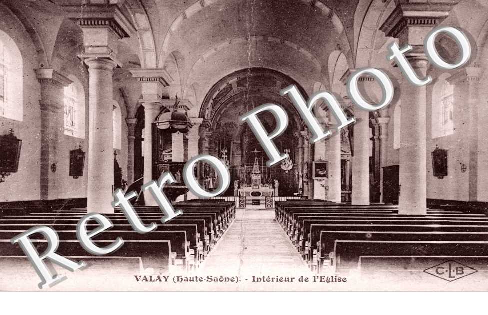 Interieur de l'eglise