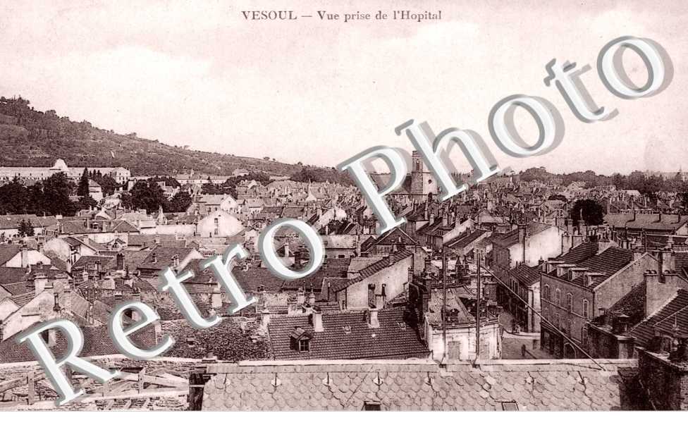 Vue prise de l'Hopital
