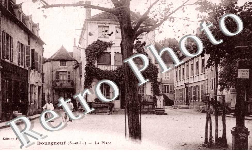 Bourgneuf Val d'Or - La Place