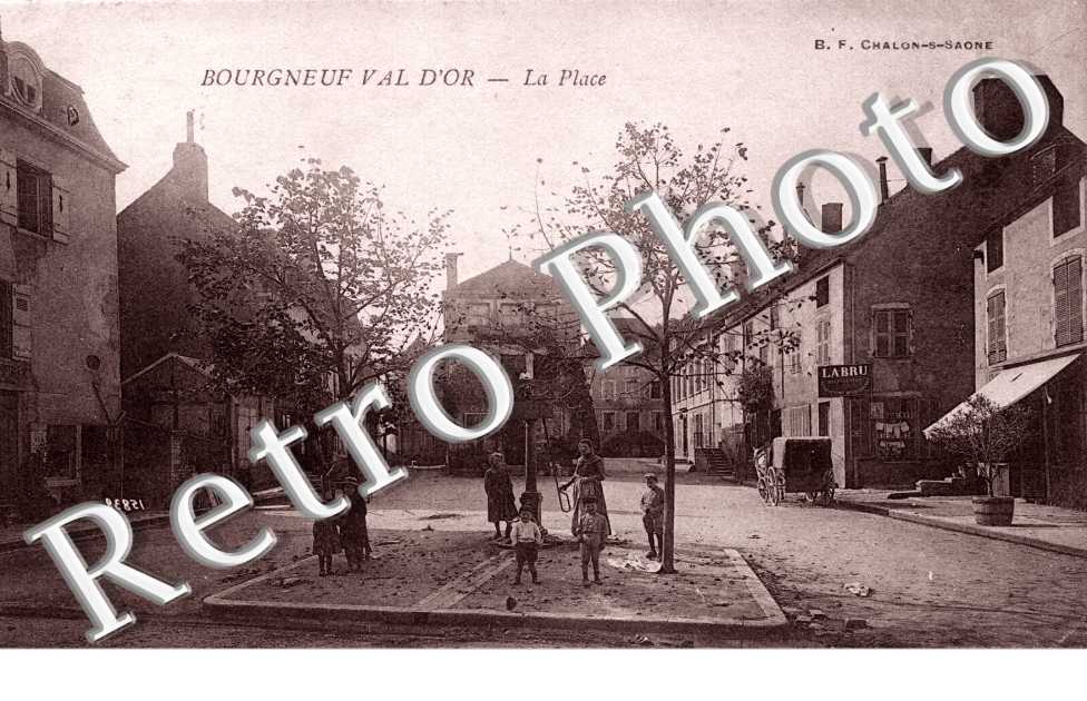 Bourgneuf Val d'Or - La Place