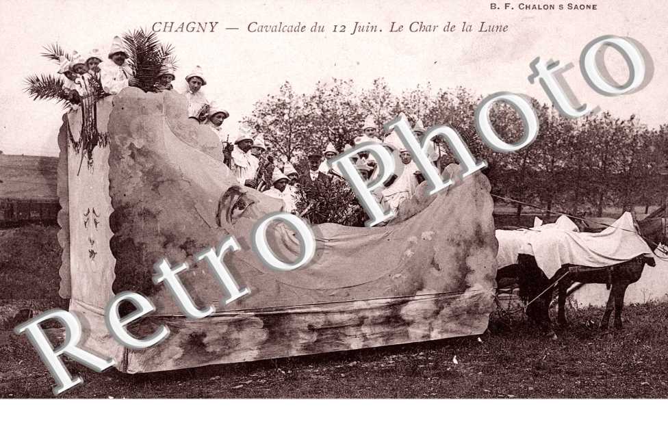 Cavalcade du 12 juin - Le char de la lune