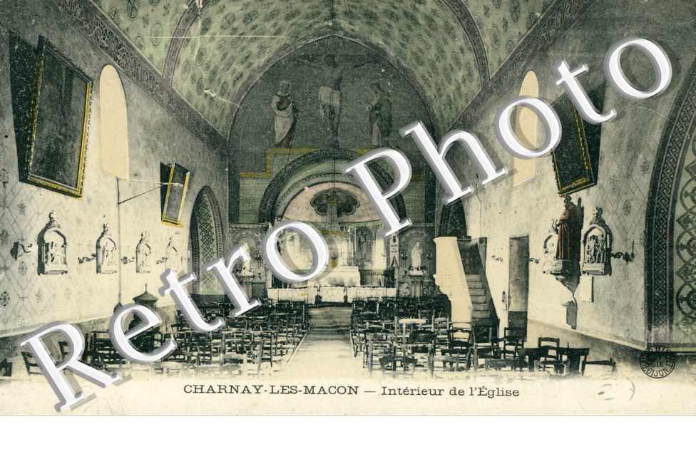 Interieur de l'eglise