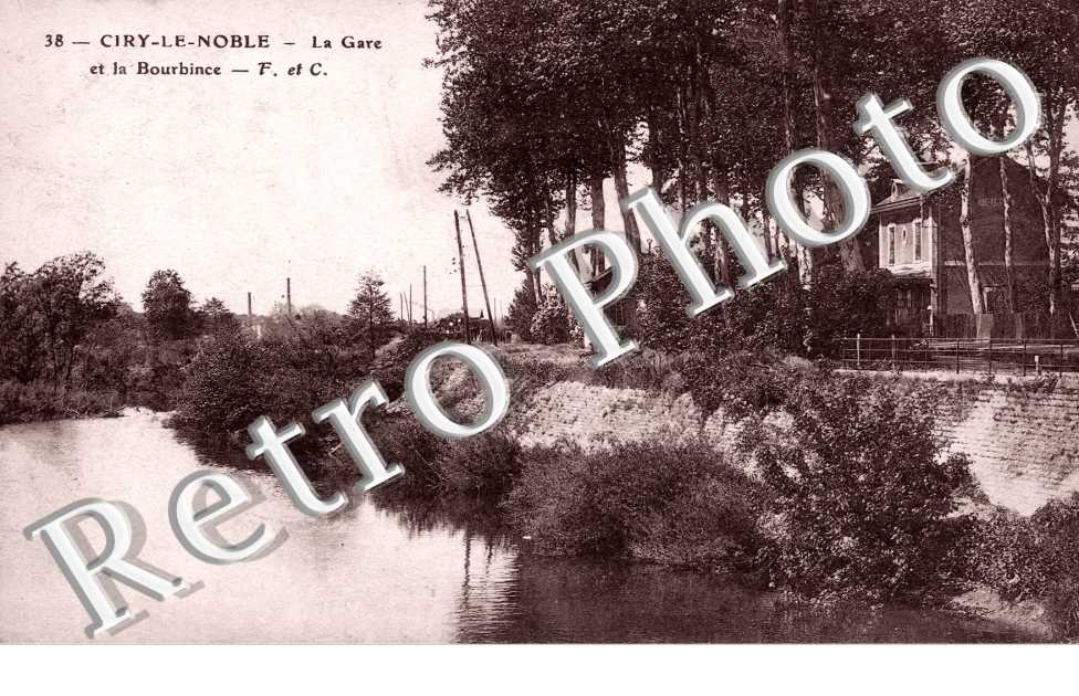la gare et la Bourbince