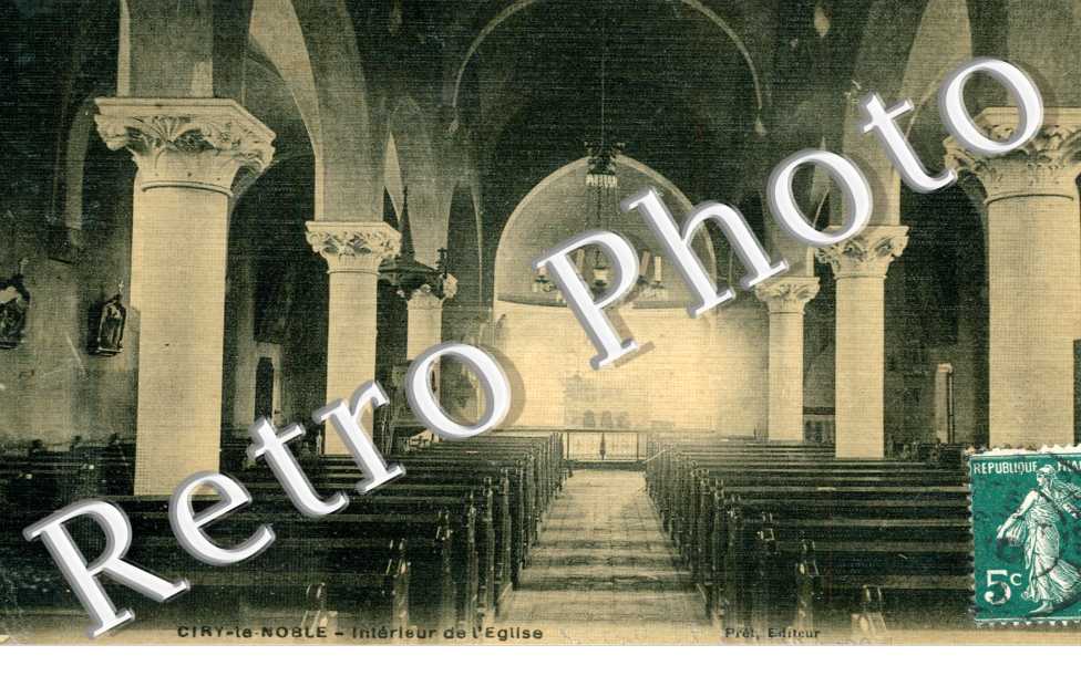 Interieur de l'Eglise