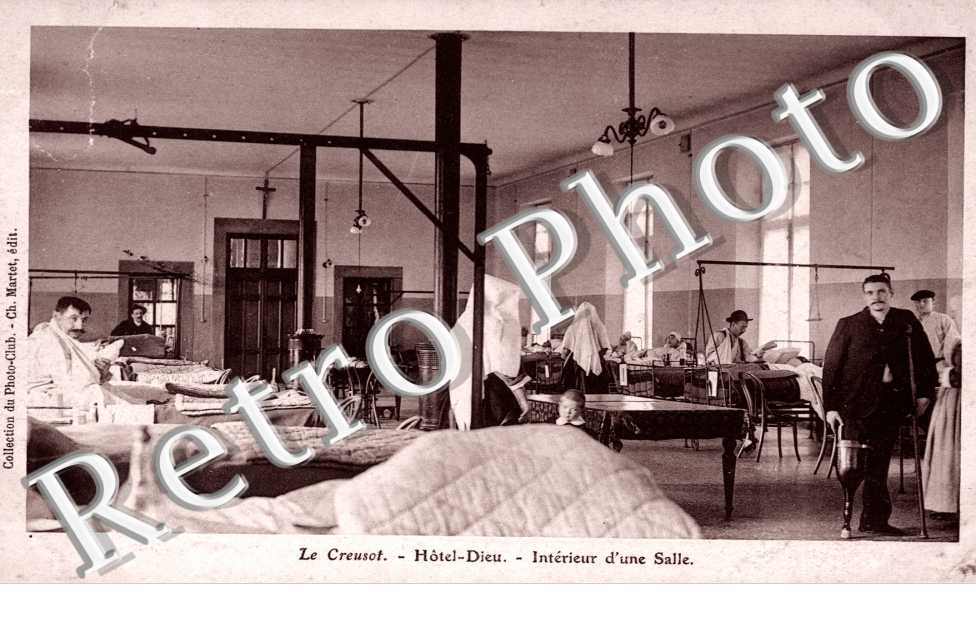 Hotel Dieu, interieur d'une salle