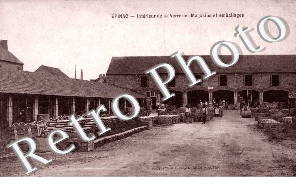 Interieur de la Verrerie, Magasins et Emballages