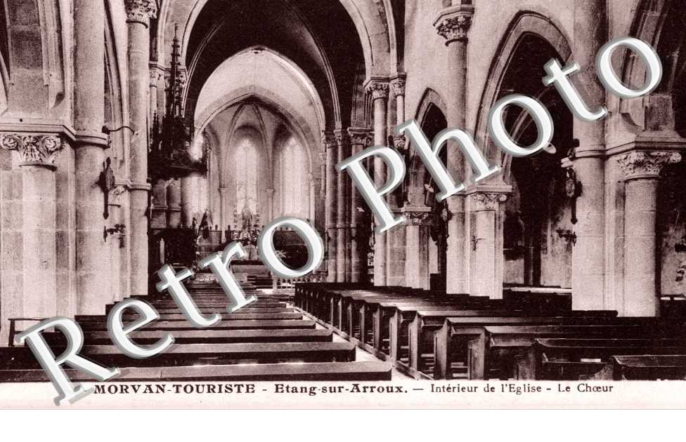 Interieur de l'eglise